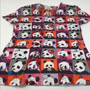 Animal rescue panda all over print T-shirt Medium